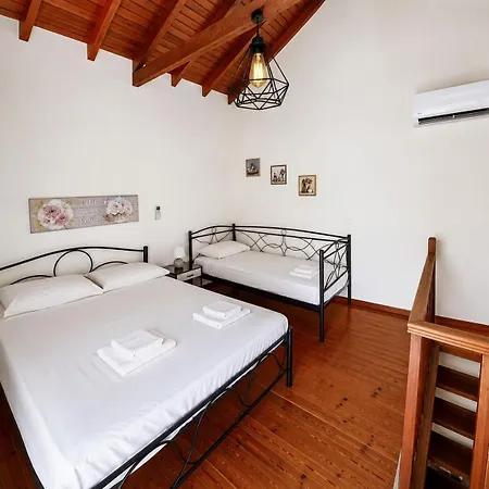 Pozzo House Corfu - Traditional House For 3 Near Agios Georgios * Argyrades