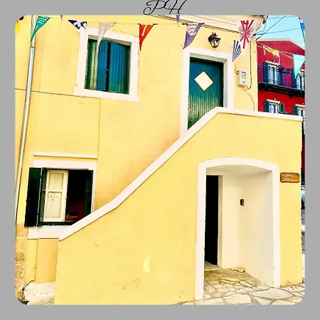 Holiday home Pozzo House Argyrades